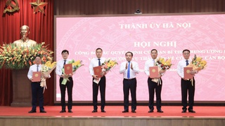 Thành ủy Hà Nội công bố các quyết định về công tác cán bộ
