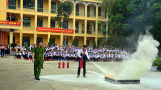 Tiếp tục triển khai thực hiện hướng dẫn trang bị kiến thức, kỹ năng về phòng cháy, chữa cháy và cứu nạn, cứu hộ cho học sinh