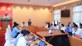 Thẩm tra các nội dung do UBND Thành phố trình kỳ họp thứ tư HĐND Thành phố