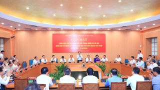 Lãnh đạo thành phố Hà Nội gặp mặt lãnh đạo các cơ quan báo chí trên địa bàn Thủ đô