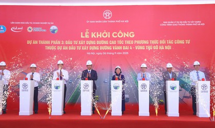 Ring Road 4 expressway project kicks off in Noi Bai Commune