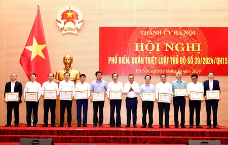 Thành ủy Hà Nội phổ biến, quán triệt Luật Thủ đô số 39/2024/QH15