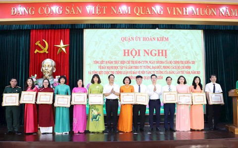 Quận Hoàn Kiếm tổng kết 10 năm triển khai thực hiện Chỉ thị số 05-CT/TƯ của Bộ Chính trị