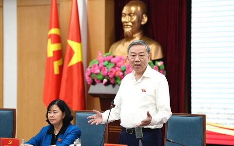 Unity, determination and innovation key for Hanoi to lead the nation