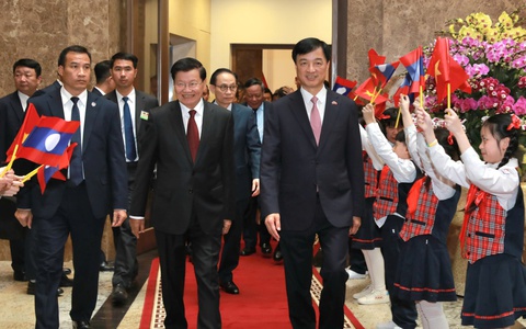 Hanoi promotes Vietnam-Laos special relations