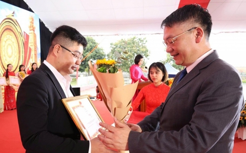 Lan tỏa tình yêu Mê Linh bằng AI