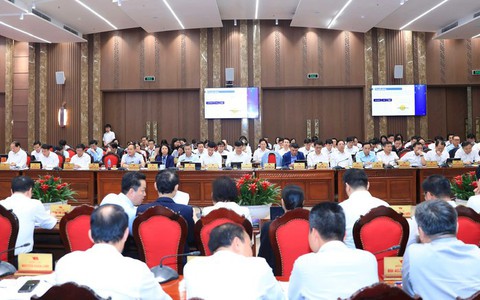 Hanoi defines new development pillars to maintain role as national economic leader