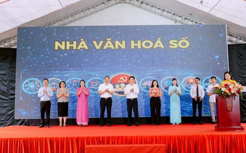 Xã Đông Anh quyết tâm đưa chuyển đổi số vào từng thôn, tổ dân phố