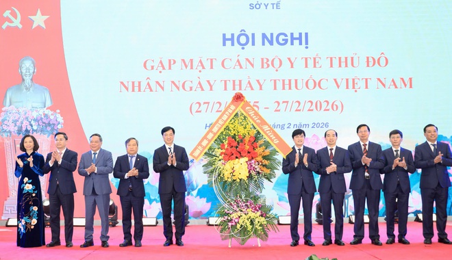 Hanoi strives to build smart and humane healthcare system