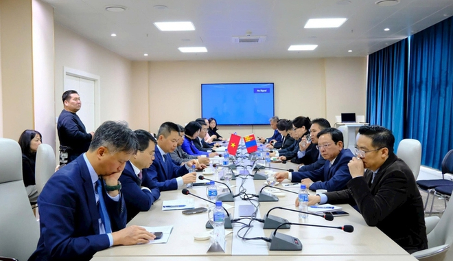 Hanoi strengthens friendship and cooperation with Ulaanbaatar