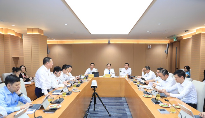 Hanoi seeks to accelerate green transportation transition