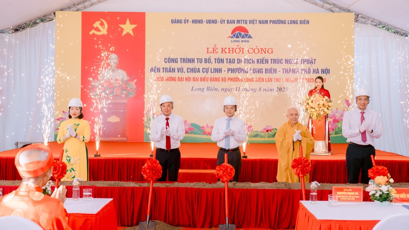 Long Biên khởi công dự án tu bổ, tôn tạo di tích đền Trấn Vũ chào mừng Đại hội đại biểu Đảng bộ phường lần thứ I