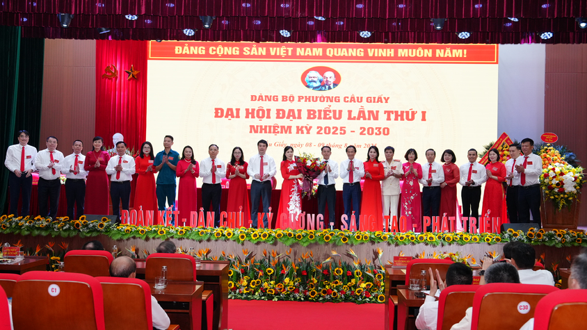 Phường Cầu Giấy phát huy vai trò tiên phong trong phát triển đô thị thông minh, xây dựng chính quyền điện tử