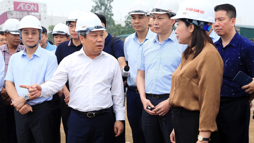 Chủ tịch Hà Nội Vũ Đại Thắng yêu cầu hoàn thành giải phóng mặt bằng dự án đường 70 và Quốc lộ 21B trong quý 2/2026