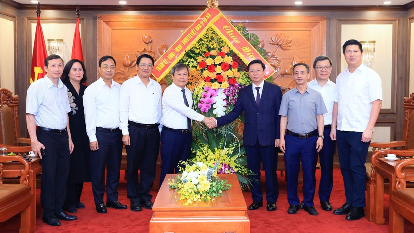 Chủ tịch Hà Nội Vũ Đại Thắng thăm, chúc mừng các cơ quan nhân kỷ niệm 101 năm Ngày Báo chí cách mạng Việt Nam
