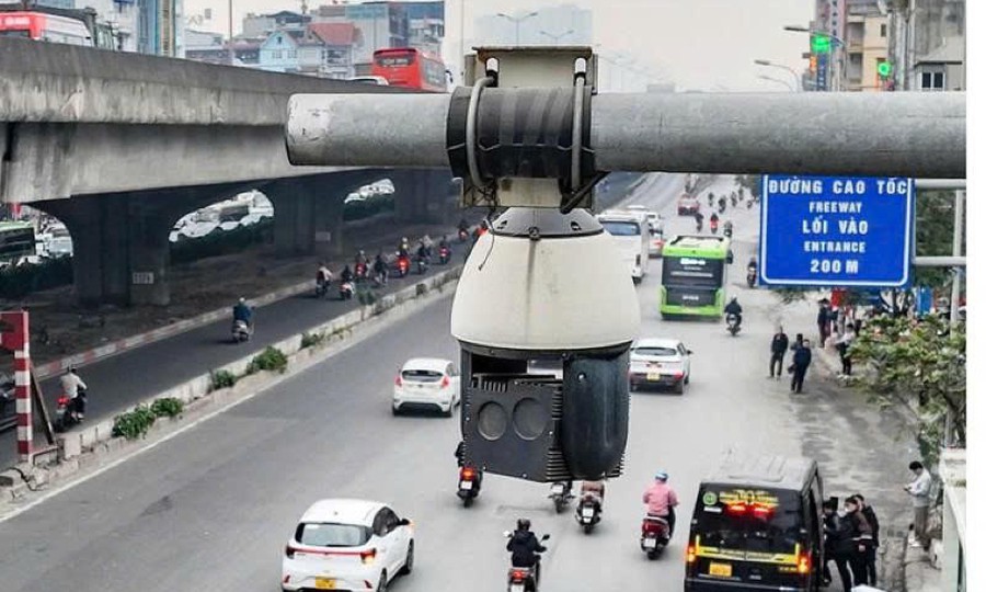 One month of AI camera deployment improves traffic safety urban order environment